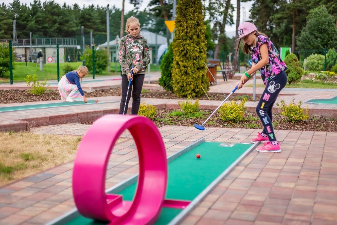 Holiday Inn Resort Warsaw Jozefow By Ihg Esterno foto