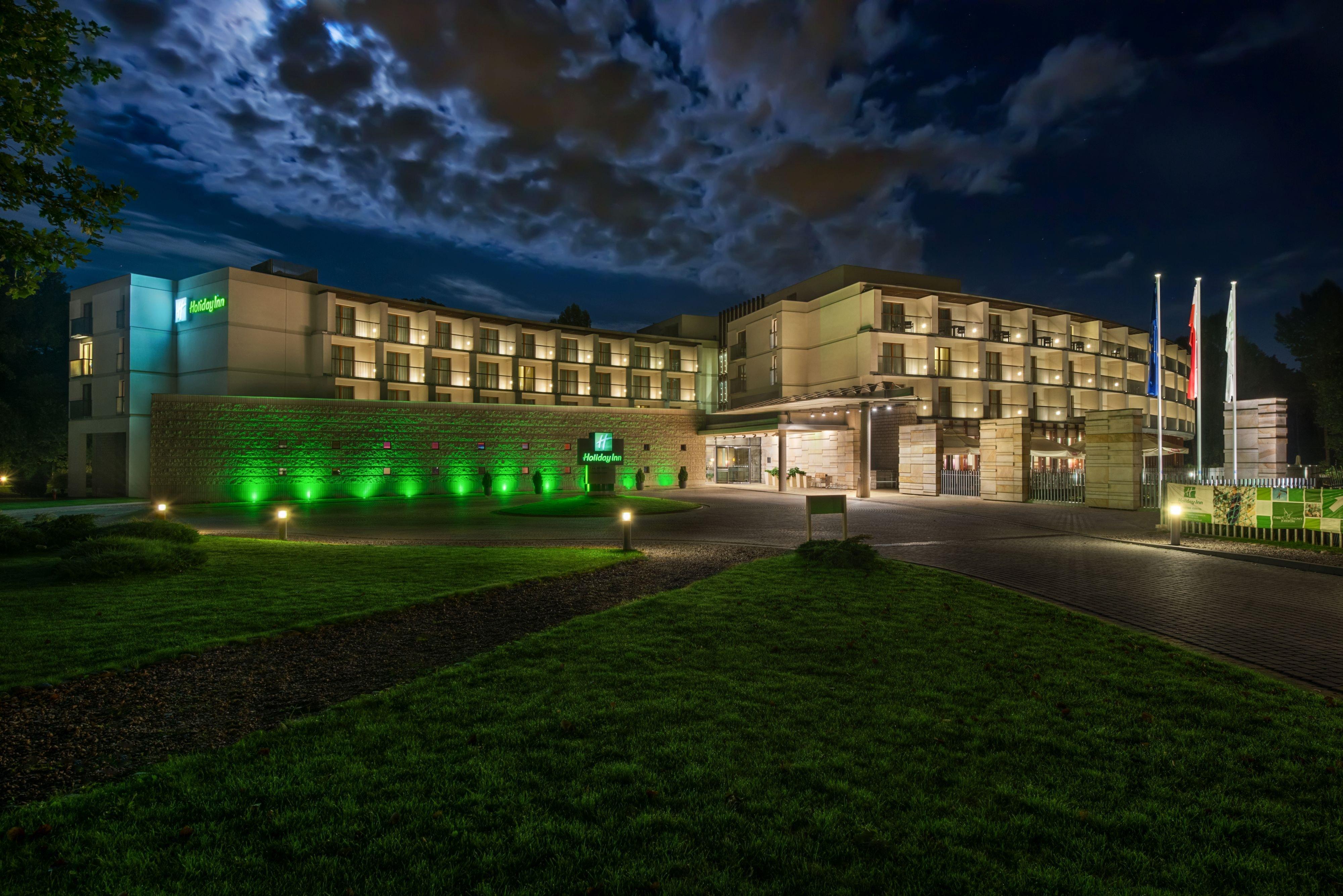 Holiday Inn Resort Warsaw Jozefow By Ihg Esterno foto