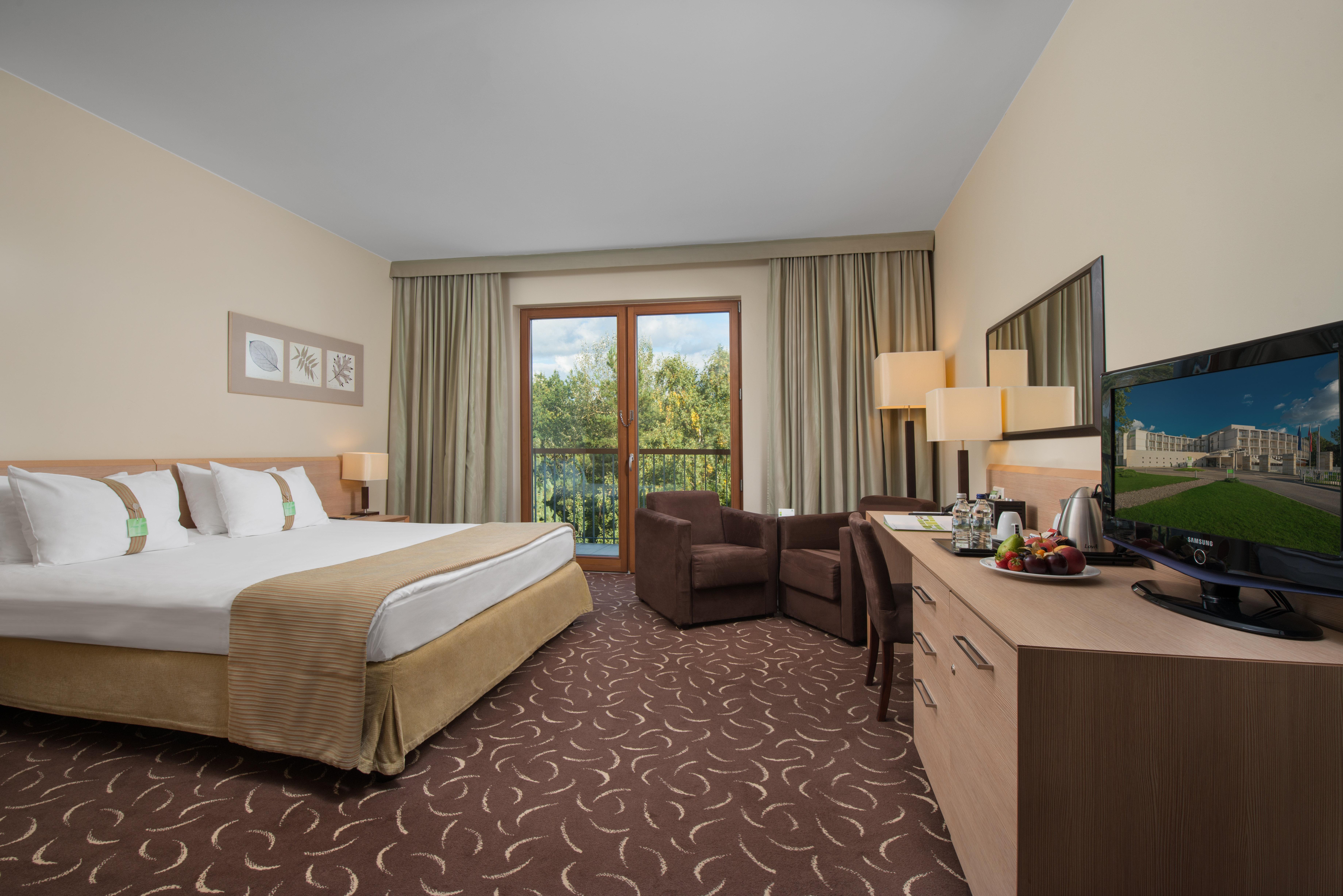 Holiday Inn Resort Warsaw Jozefow By Ihg Esterno foto