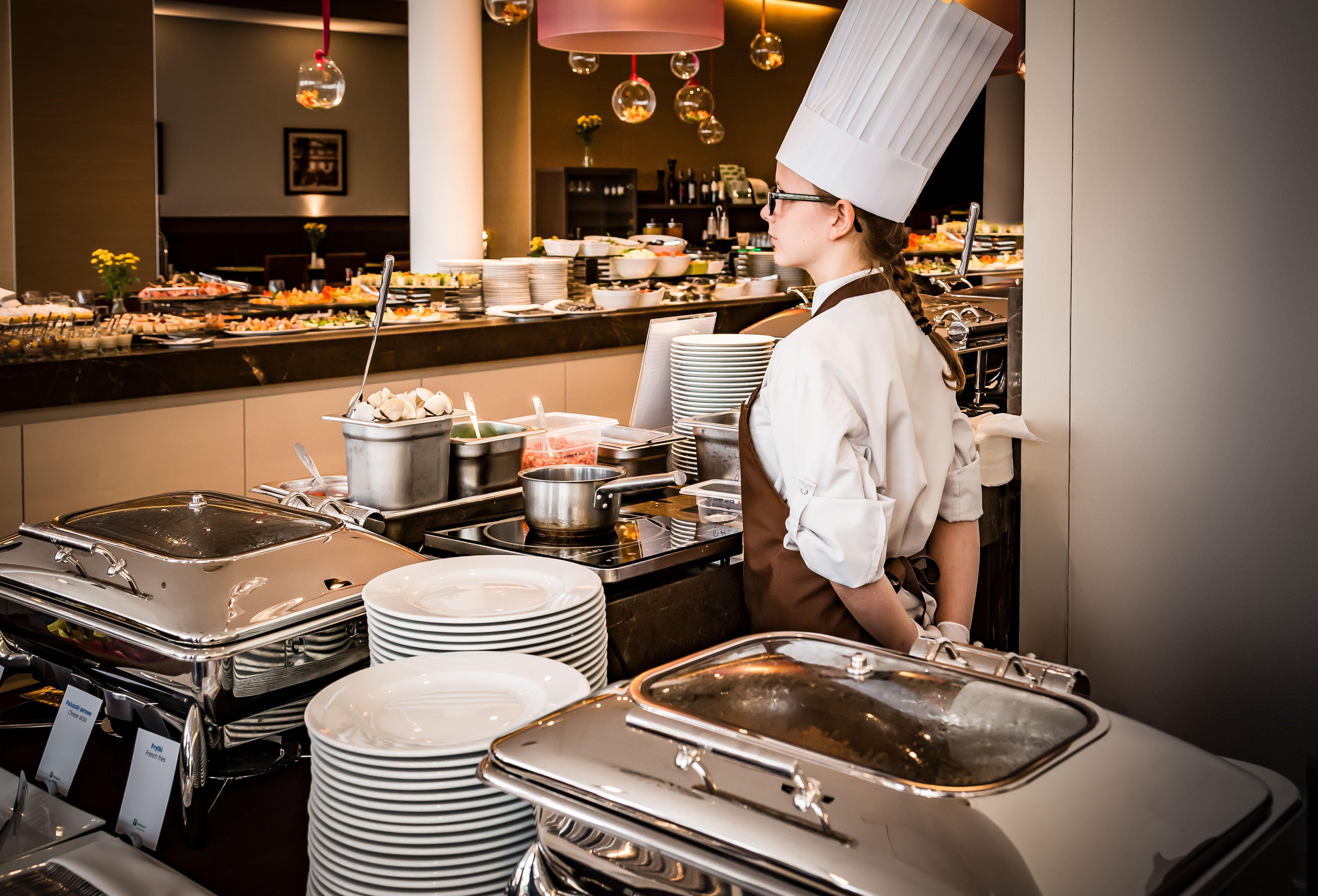 Holiday Inn Resort Warsaw Jozefow By Ihg Esterno foto